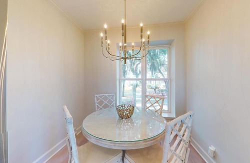 St. Simons Island Casa | Little House on Hampton