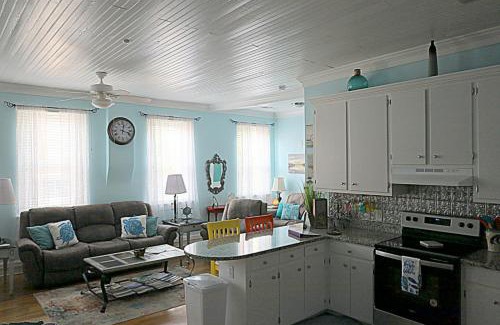 Washington Hotel | Little Inn on Main