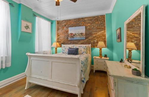 Washington Hotel | Little Inn on Main