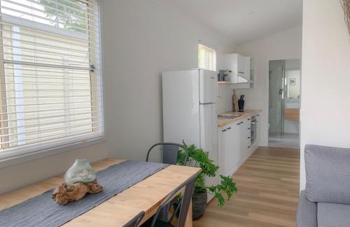 Lake Cathie Apartamento | Little Palm Cabins
