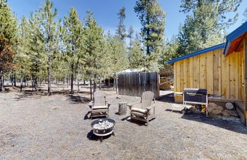 Crescent Casa | Little Pine Cabin at Big Pine Retreat