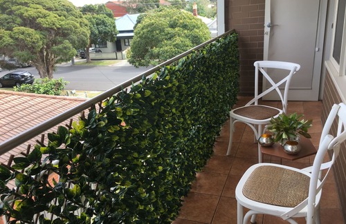 Ascot Vale Apartamento | Little Vella, 2 habitaciones 1 baño. Aparcamiento seguro. Wi-Fi gratis. Impecable limpio