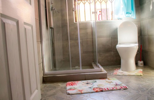 Lilongwe Casa | LivingSpace ApartHotel te espera en el "cálido corazón de África". Malawi Uniqu!