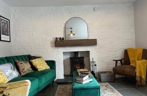 Llansteffan Casa | Llansteffan - Pet Friendly 2-Bed House, Sleeps 4