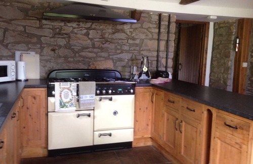 Brecon Cabaña | Llwyn Llwyd Cottage Aberyscir Brecon Fantásticas vistas rurales Gran jardín. Wifi.