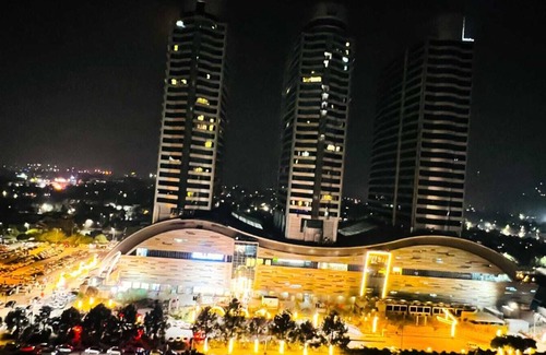 G-7 Sector Apartamento | LMY Luxury Serviced Apartment in Elysium Tower Facing Centaurus Mall