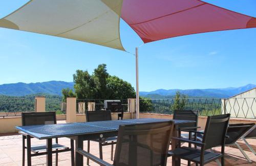 Saint-Laurent-de-Cerdans Villa | Lo Boix: Le Mas and Le Canigou