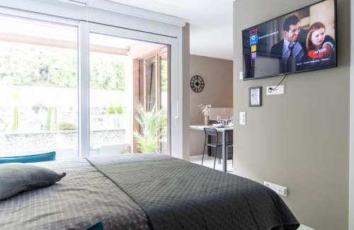 Locarno Apartamento | Locarno Center - Free Parking, Netflix and WiFi