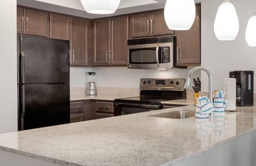 Cherry Grove Beach Apartamento | Located On Cherry Grove Beach-Wyndham Towers On The Grove- 3 Bd. Dx. Oceanfront