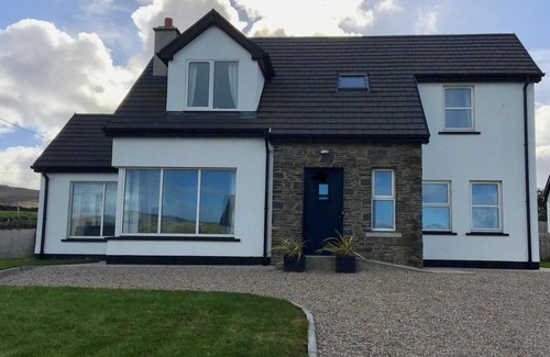 Dunfanaghy Casa | Ubicado en el Wild Atlantic Way en el pintoresco pueblo de Dunfanaghy