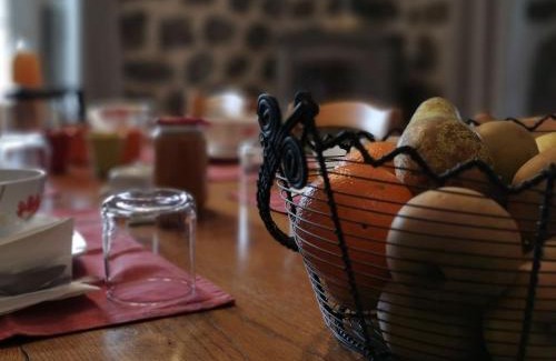 Seneujols Cama Y Desayuno | Location au cœur du Devès, proche Puy-en-Velay et chemin de St-Jacques - FR-1-582-447