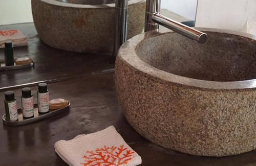 Mahahanga Tanana Hotel | Lodge des Terres Blanches