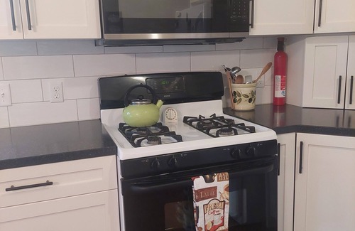 Gaines Casa | Lodge in the Pines near Wellsboro, Pa. Along Pine Creek. Hot Tub