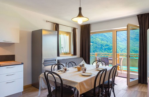 Molveno Villa | ALOJAMIENTO CON UNA VISTA INCREÍBLE DEL LAGO Y LOS DOLOMITAS