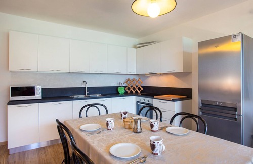 Molveno Villa | ALOJAMIENTO CON UNA VISTA INCREÍBLE DEL LAGO Y LOS DOLOMITAS