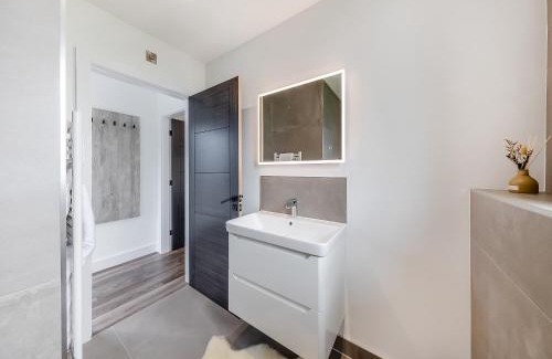 Llangefni Casa | Lodge Six - Uk42798