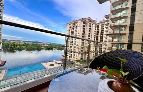 Kuching Apartamento | LoFF Suite River View 2 Bedroom at Kuching Riverine Resort