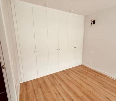 San Sebastián de los Reyes Apartamento | Loft 007 con jardin, piscina, garaje y Netflix