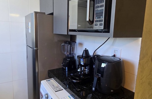 Castelo Apartamento | Loft 202 - Cozy with HOT AND COLD Air Conditioning throughout the Loft