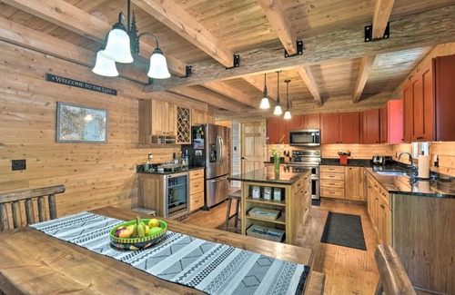 Indian Lake Casa | Log Cabin Getaway on Double Lot at Indian Lake!