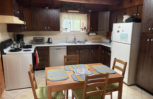 Morris Casa | Log cabin Morris, NY