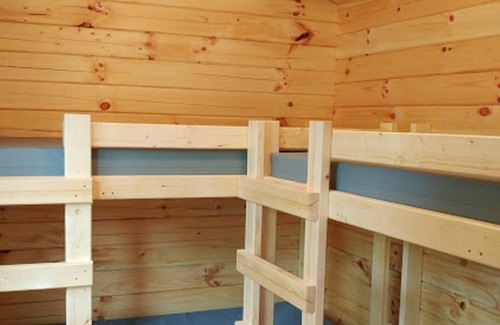 Williamsburg Cabina | Cabaña de madera premium en Williamsburg, VA / Busch Gardens