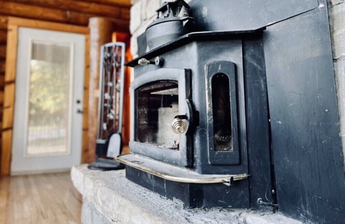 Franklin County Cabina | Log home on 42 acres