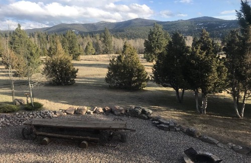 Lincoln Casa | Log Home on the Blackfoot River