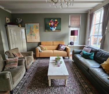 Diessen Casa | Logeerderij tussen Koe & Kroonluchter