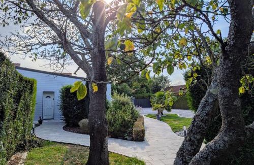 Bayenghem-les-Eperlecques Apartamento | Logement indépendant avec piscine