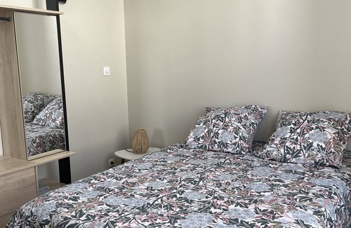 Aulnay Apartamento | Logement Idéalement Situé