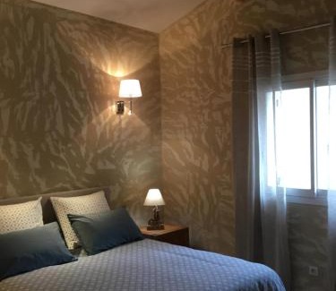 Pujaut Cama Y Desayuno | Logis des Falaises