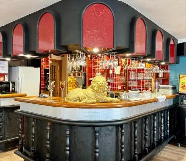 Vitry-le-Francois Hotel | Logis Hôtel de la Poste