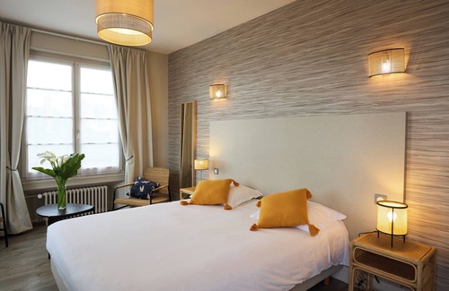 Orleans Hotel | Hôtel Marguerite