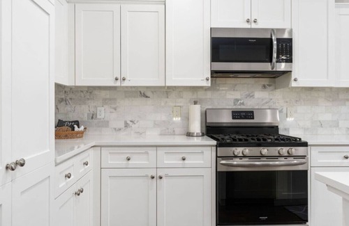 Clovis Casa | Loma Vista | Luxe Haven | EV Charger