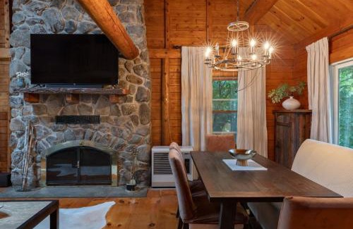 Gilford Casa | Look to the Mountains: Gunstock Acres Log Cabin