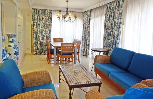 Grau i Platja Chalet De Esquí | LOS ARCOS Chalet Nº 1