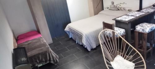 Veintiocho de Noviembre Apartamento | Los Manzanares, monoambiente