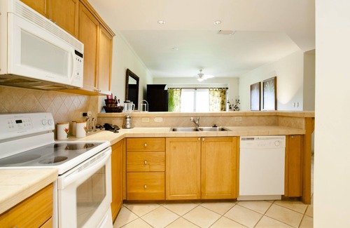 Herradura Apartamento | Los Sueños Condo