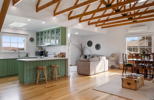 West Launceston Casa | Lotti's Cottage - Family Friendly, West Launceston
