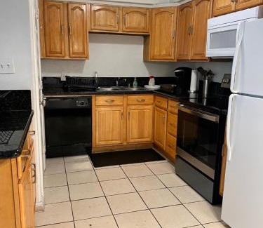 Fresno Apartamento | Lovely 1bed,1bath condo with free parking