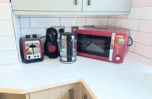 Highgate Cabaña | Lovely 2 Bedroom Cottage in Highgate Village, London