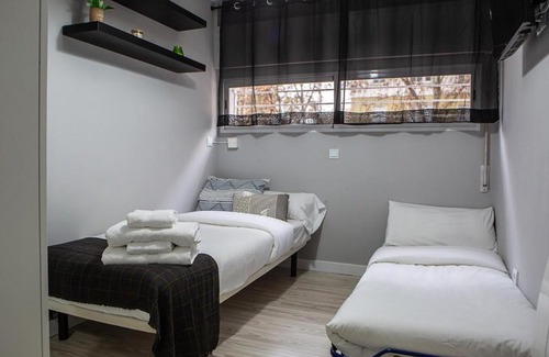 Fuencarral Apartamento | Lovely 3 Bedroom Apartment next to Fuencarral