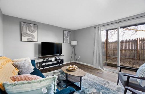 Middletown Casa | Lovely 3 Bedroom Colonial home