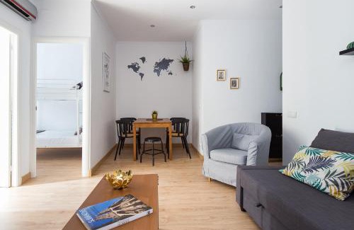 El Camp de l'Arpa del Clot Apartamento | Lovely and Convenient Sagrada Familia Apartment