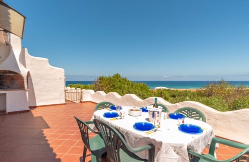 San Pietro a Mare Apartamento | Hermoso apartamento para 4 personas con WIFI, A/C, TV, terraza y mascotas permitida