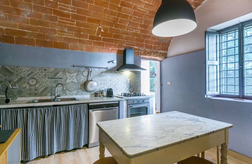 Lorenzana Villa | Precioso apartamento en villa para 4 personas con piscina, WIFI y mascotas permitida