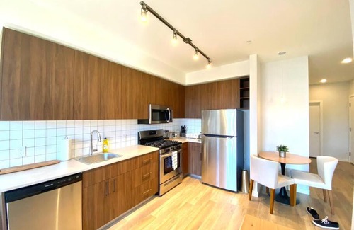 Sidney Apartamento | Lovely Brand New Condo