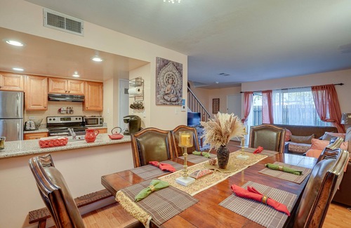 Concord Casa | Lovely Concord Townhome Retreat w/ Community Pool!