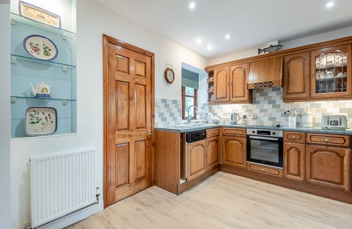 Abercraf Cabaña | Alojamiento de 3 habitaciones en Llanfihangel Nant Melan, near Presteigne